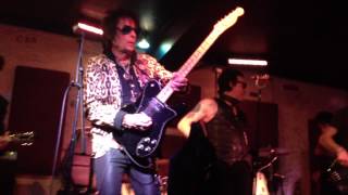 TKG-Earl Slick @ Brian's 4/12/13 - Earl & Co. playing the blues. WOW!