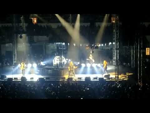 Kabát: Kdo si nechce hubu spálit (Olomouc, 19. 11. 2022)