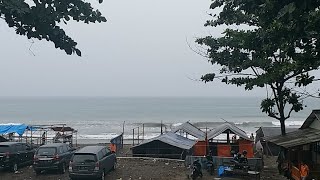 preview picture of video 'situasi ombak karang hawu pelabuhan ratu 23 desember 2018'