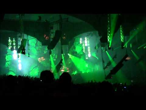 Qlimax 2012 - Fate or Fortune - Intro of Dj Isaac & a part of his set (HD - 1080p)