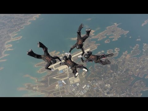 4-Way Formation Skydiving (Freefall)