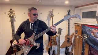 Video thumbnail for Warwick Buzzard 8 string with Darkglass B3K and cabsim - guitar guys nightmare! by Hardys Rock Café