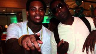 Gucci Mane- So Many Things (Feat. Waka Flocka Flame)