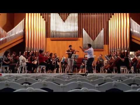 Artur Kaganovskiy- rehearsing the Bernstein Serenade with the National Chamber Orchestra of Moldova.