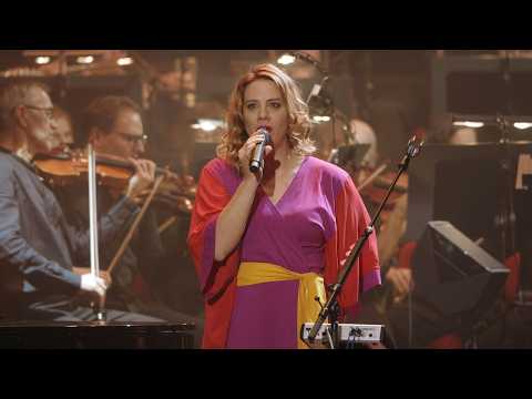 Aneta Langerová & Janáčkova filharmonie Ostrava - Jak krásné je být milován (oficiální video)