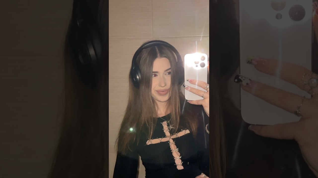 Easy DIY Safety PIN Top REWORK Old CLOTHES Idea