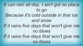 Bessie Smith - Standin&#39; In The Rain Blues Lyrics