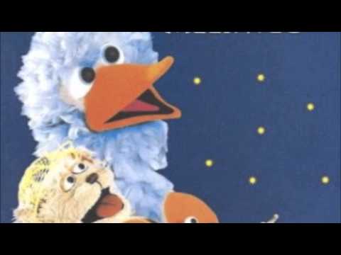 download lagu mp3 mp4 Helemaal Melkweg, download lagu Helemaal Melkweg gratis, unduh video klip Helemaal Melkweg