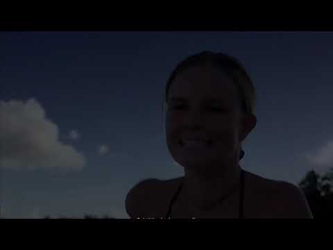 Blue Crush (2002) - Part 1/17 Beginning