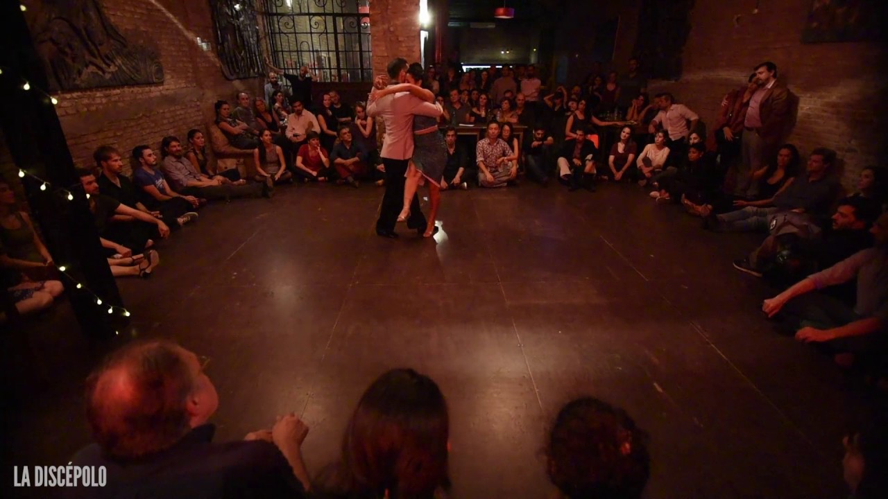 Josefina Stellato & Geronimo Dorkas - Dimelo al oido @ La Discépolo, 2017, 1/3