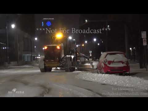 Fargo, North Dakota - Cleaning up Overnight Snowfall - Feb. 20th, 2018