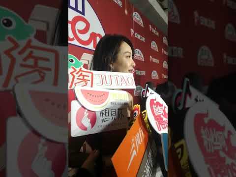 191215 Victoria - China TV Drama Awards Red Carpet Media Interview
