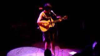 &quot;When I See You Smile&quot; - Bic Runga, Live in London