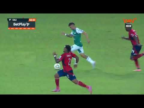 🟢⚽ Goal by ‘Titi’ Rodríguez! Deportivo Cali leads Medellín 2-0! #LALIGAxWIN