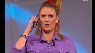 Chona cogiendo cita para el menisco. La Aldea 30-11-08