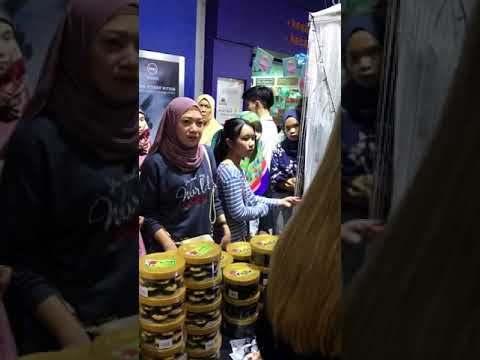 AIMAN TINO DAN FARA HEZEL BERSAMA PEMINAT-PEMINAT BRUNEI - EXPO  AIMAN TINO DAN FARA HEZEL BRUNEI