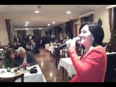 Mira Karanikolić - Crne kose