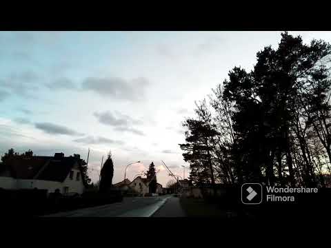 Bahnhof Lauta(Ni)(Teil10-12)- Die Ausfahrt des Re15 nach Hoyerswerda sowie 2 güterzüge in Sachsen.