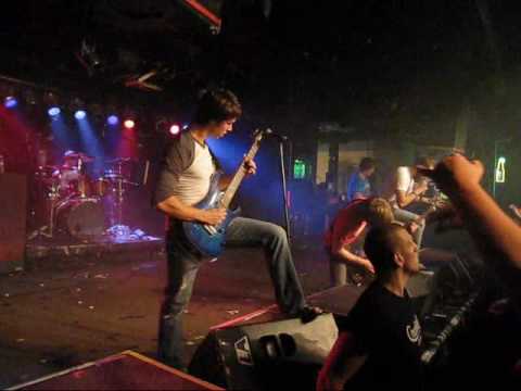 August Burns Red - Up Against The Ropes (LIVE HQ)