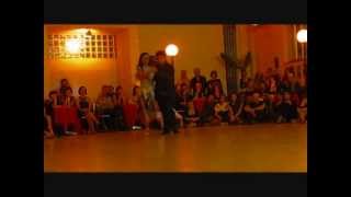 Adrian Veredice y Alejandra Hobert - Escolaso