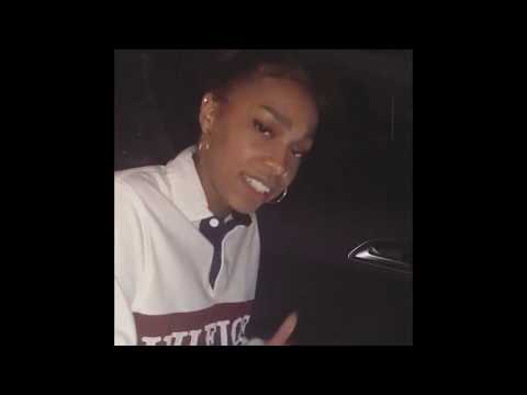 "They're Steppin On My Toes 😍" // @alanamariaxo