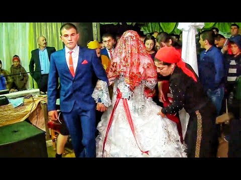 ТРАДИЦИОННЫЙ Выход Жениха и Невесты на Турецкой Свадьбе! Смотреть до конца!