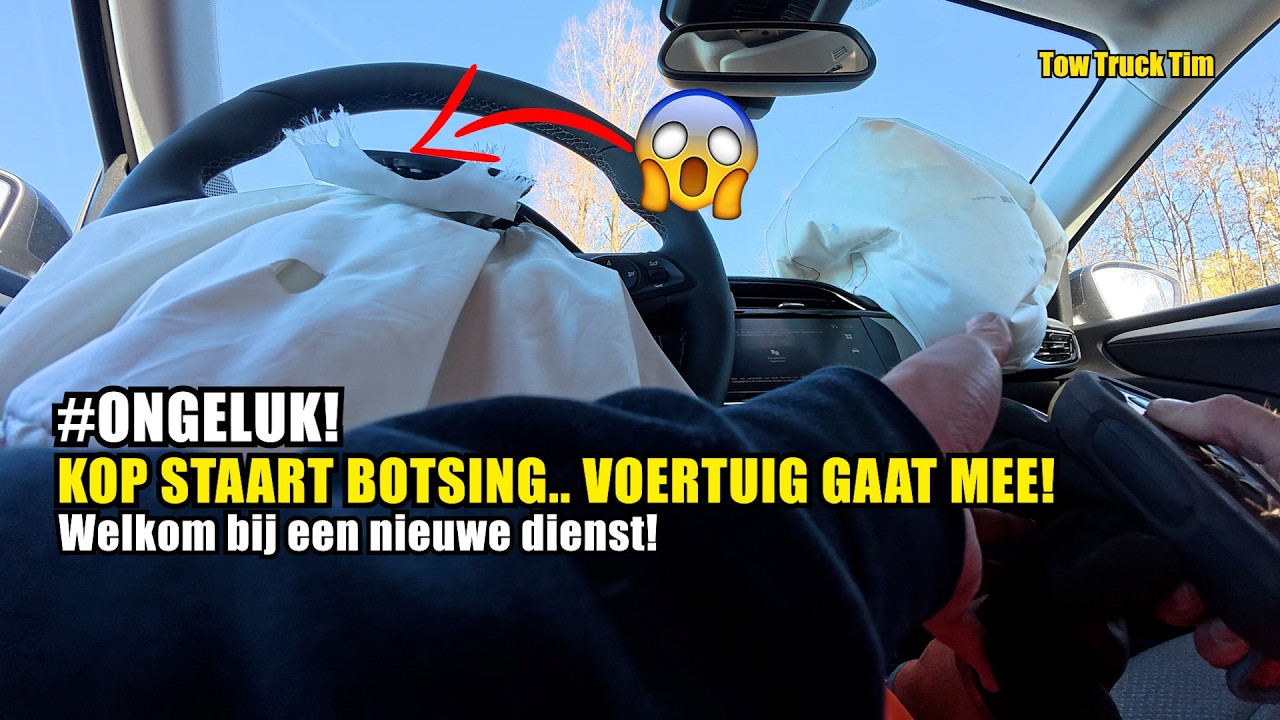 Kop staart botsing met auto van de zaak...