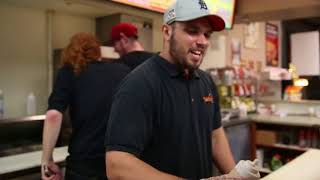 UnderDog - REDD x KYNE (prod. by MVCMOWL)