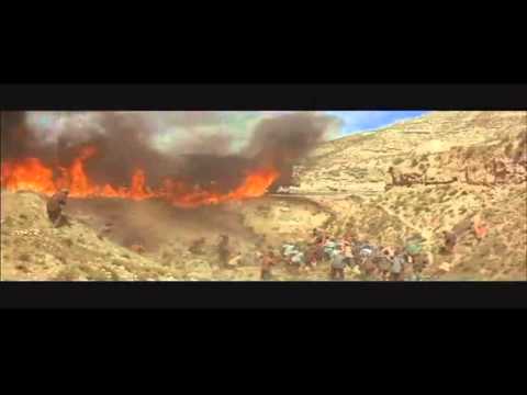"Flame Over India" a few great scenes ... Kenneth More, Lauren Bacall, Herbert Lom