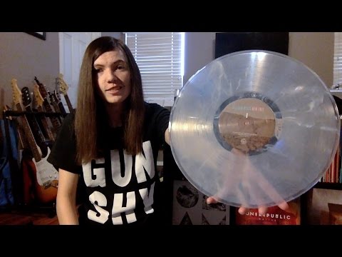 Vinyl Unboxing | New Love by Allison Weiss (Side One Dummy Records)