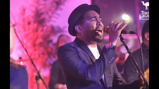Download lagu Glenn Fredly Live - Sedih Tak Berujung mp3