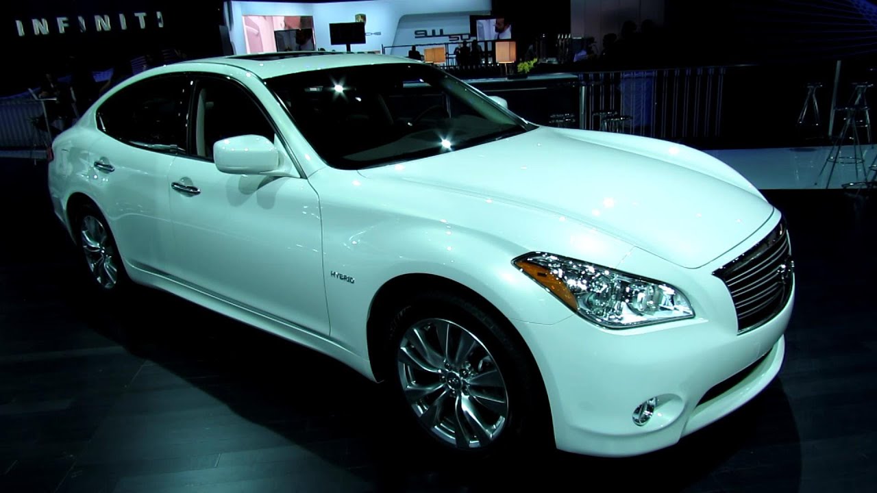 2014 Infiniti Q70 Hybrid (M35 Hybrid) - Exterior and Interior Walkaround - 2013 New York Auto Show