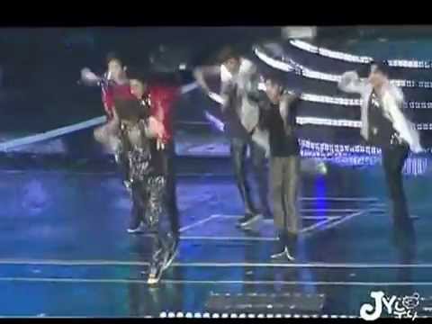 120512 Dream Concert EXO-K MAMA (Fancam)