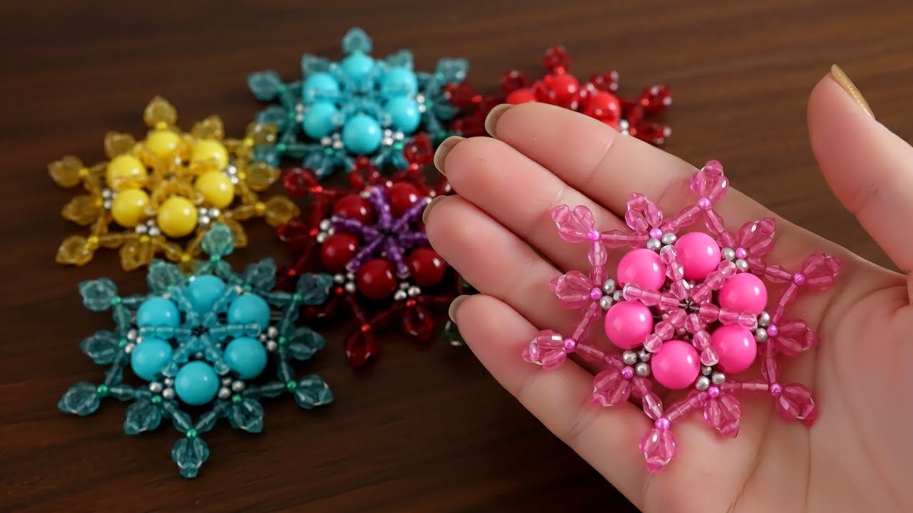 Creative Ways to Use Pearl Flowers onYour Outfits🤔🤔🤔