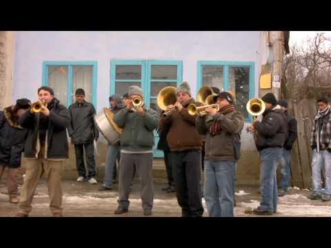 Rabbids Go Home Music - Vagabontu Brass Band
