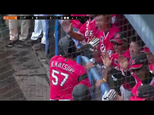 【ファーム】成田の空へ!! マリーンズ・香月一 発 レフトスタンド行きの先制3ランホームランが着弾!! 2018/9/2 M-G(ファーム)