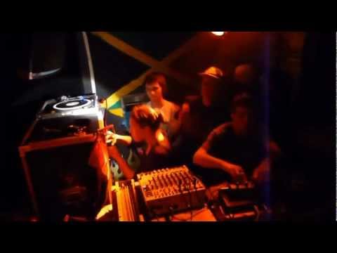 Rennes Dub Corner #6 - I-Skankers ▶ Tena Stelin "Keep Strong" [River Bank Records]