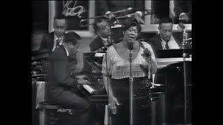 Mack The Knife - Ella Fitzgerald 1966