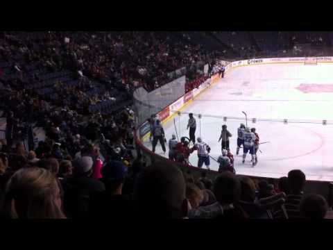 Andrew Shaw vs Ian Schultz