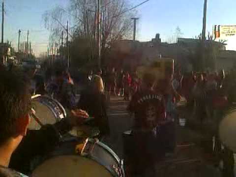 Descontrolados de alegria entrada y desfile 2014