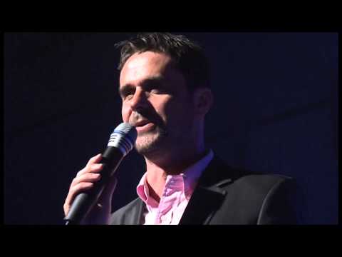 Đani Stipaničev - Budi noćas mirno more (MGNZ 2013)