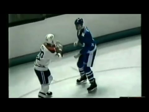 Nordiques - Canadiens rough stuff 12/31/84