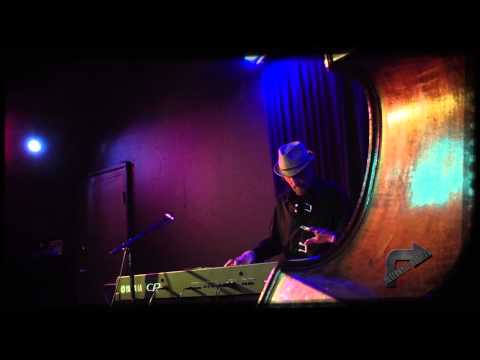 'The Extended Play Sessions' with The David Maxwell Trio