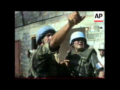Bosnia - U.N. Convoy Ablaze