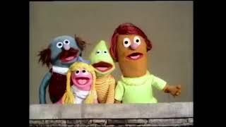 Classic Sesame Street - Fathers Mothers And Children Song Full Version HQ 1969