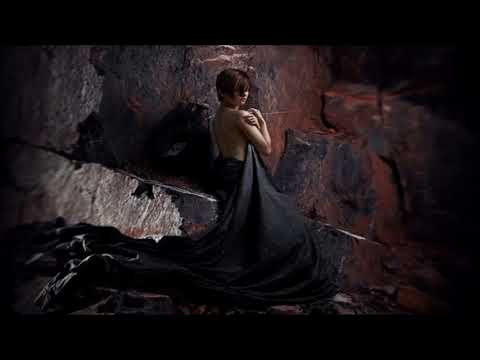 HSH_PREMIERE Wüstenmond - Autumn Leaves (Original Mix) [Parquet Recordings]