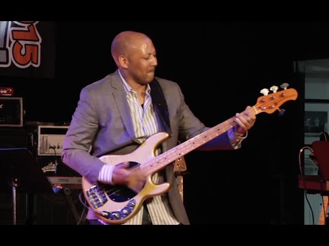 Bass Player Live! 2015: Louis Johnson Lifetime Achievement Award Presentation and Performance