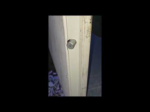 APARECE LA CAJA FUERTE ROBADA DEL CAMIÓN DE LOS REGALOS EN MONESTERIO