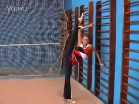 Irina Kazakova contortion