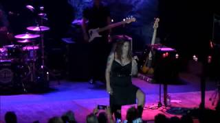 Beth Hart - Waterfalls (Live in Toronto)